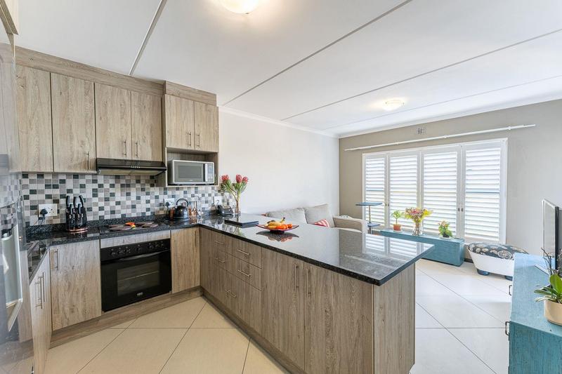 To Let 2 Bedroom Property for Rent in Buh Rein Estate Western Cape